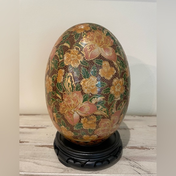 Vtg Asian Hand Painted 6 1/2" Tall Satsuma Floral Style Egg With Stand - Picture 2 of 6